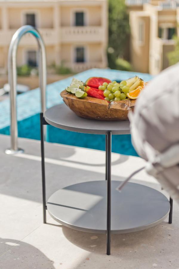 Kyra Panagia Enilion Luxury Suites מראה חיצוני תמונה
