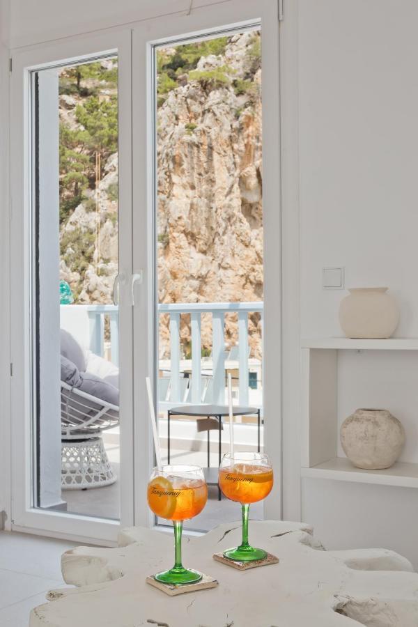Kyra Panagia Enilion Luxury Suites מראה חיצוני תמונה