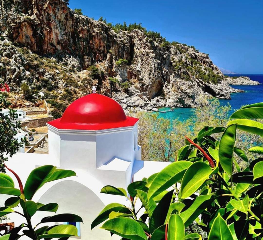 Kyra Panagia Enilion Luxury Suites מראה חיצוני תמונה