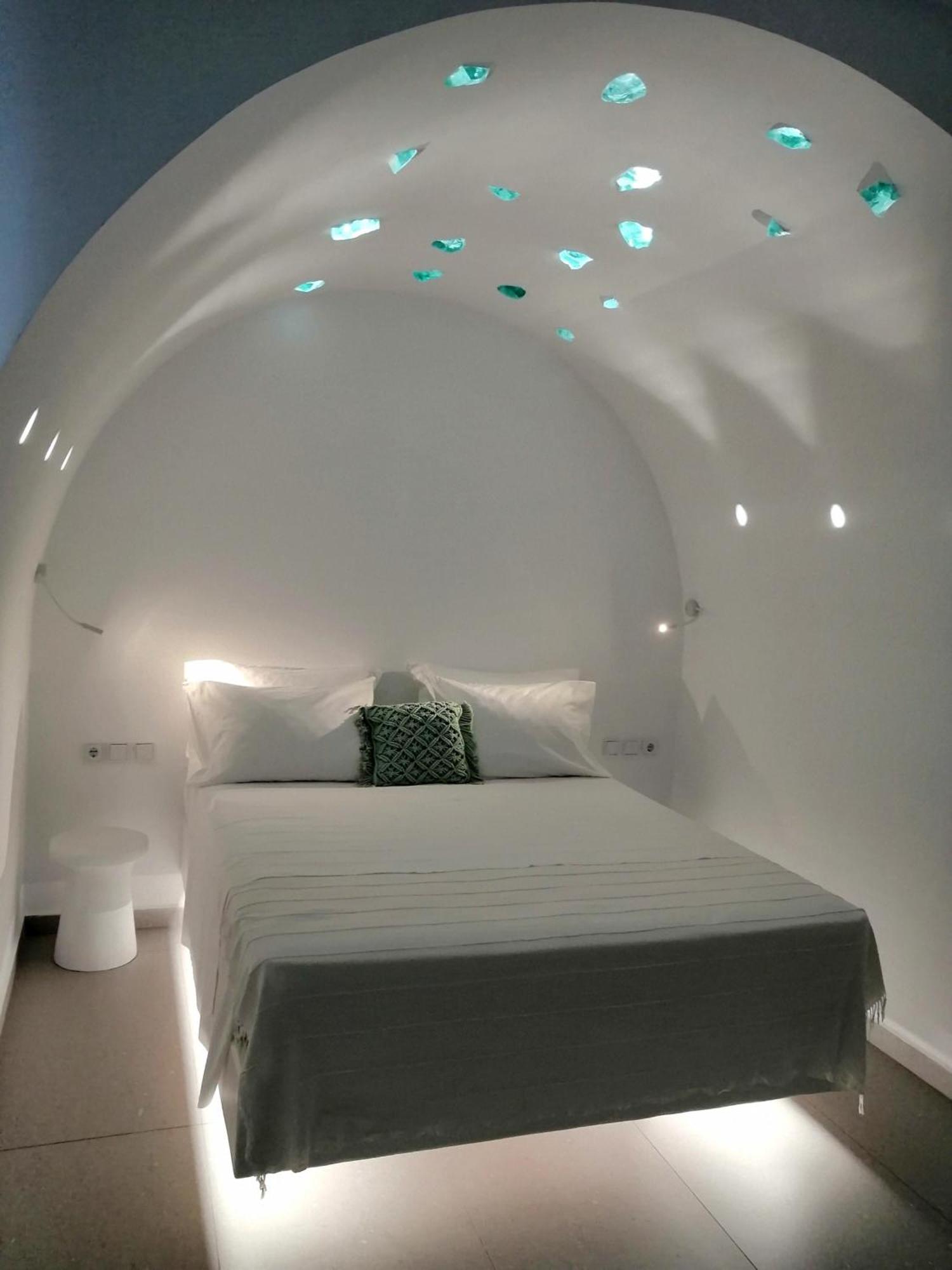 Kyra Panagia Enilion Luxury Suites מראה חיצוני תמונה